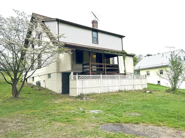 3016 Leechburg Rd, New Kensington, PA 15068