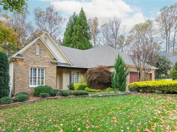 213 Hollin Way, Winston Salem, NC 27104