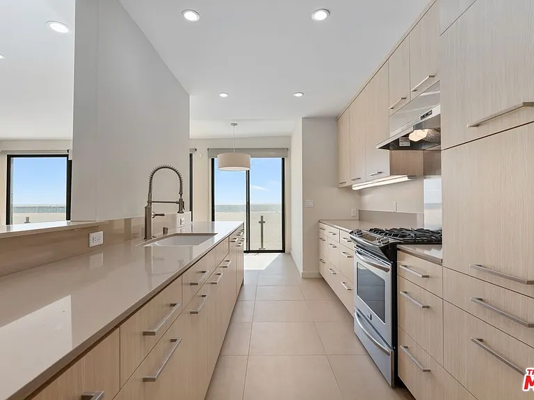 1 Northstar St #101 — Photo 6
