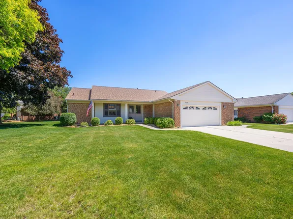 476 Coldiron Dr, Rochester Hills, MI 48307