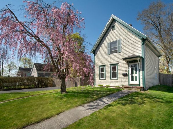 50 Arlington St, Rockland, MA 02370