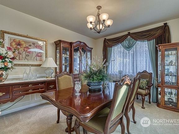 5th image of 11810 10th Avenue Ct NW