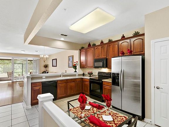 4th image of 6834 Hochad Dr