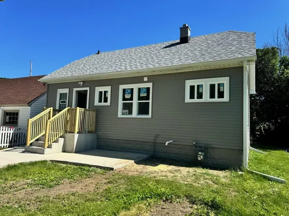 2719 West Oriole DRIVE, Milwaukee, WI 53209