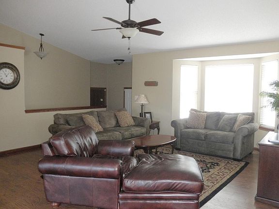 2nd image of 4307 Niblick Dr