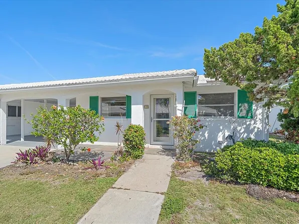 597 Spanish Dr N #12, Longboat Key, FL 34228