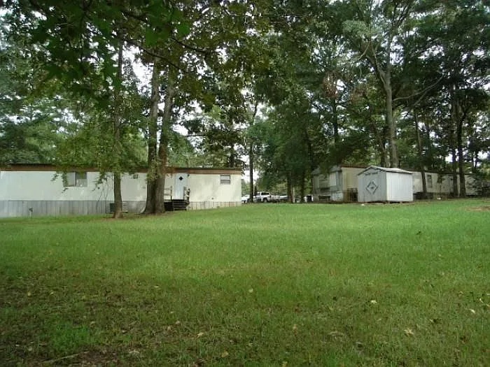 2 bed, 900 sqft, $750 — Photo 2