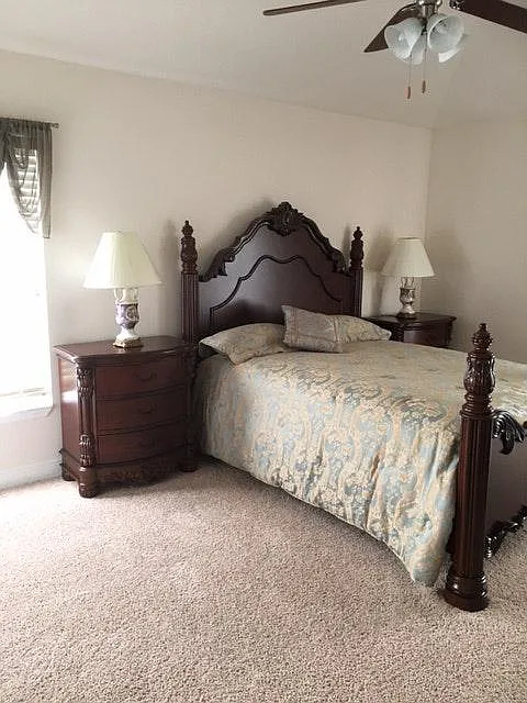 4 bed, 1827 sqft, $2,700 — Photo 4