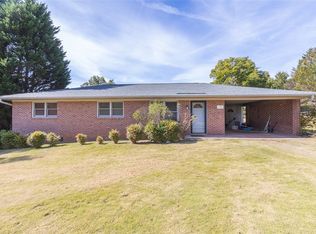 111 Webster St, Starr, SC 29684