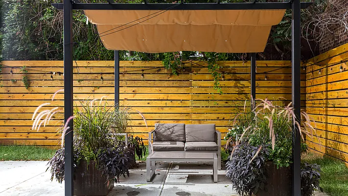 Rented by Nooklyn NYC LLC | media 15