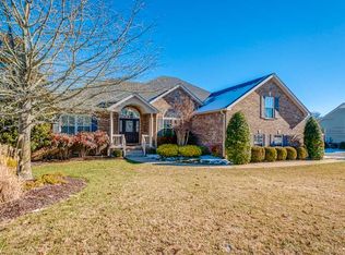 1250 Chapmans Retreat Dr, Spring Hill, TN 37174