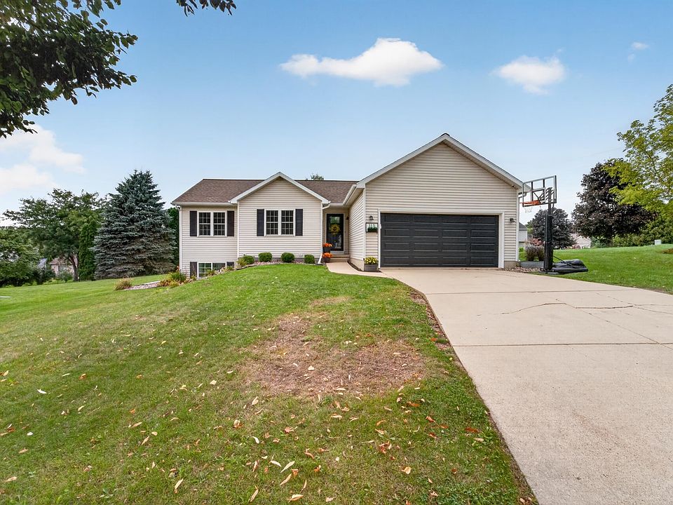 1st image of 113 Terrace Ct