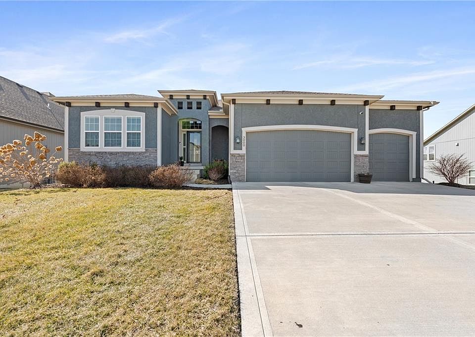 3000 SW Arboridge Dr, Lees Summit, MO 64082 | Zillow