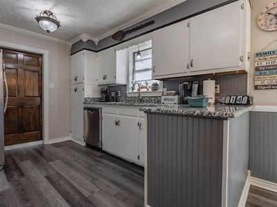 215 N Avenue R, Clifton, TX, 76634