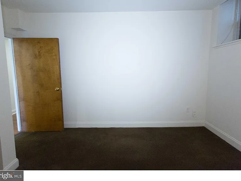 1411-4 Walnut St #804 — Photo 18