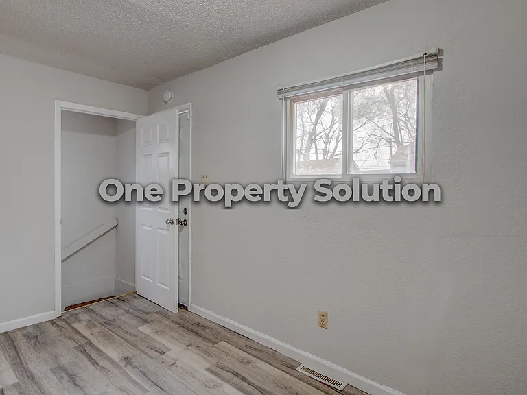 3942 Lincoln St — Photo 10