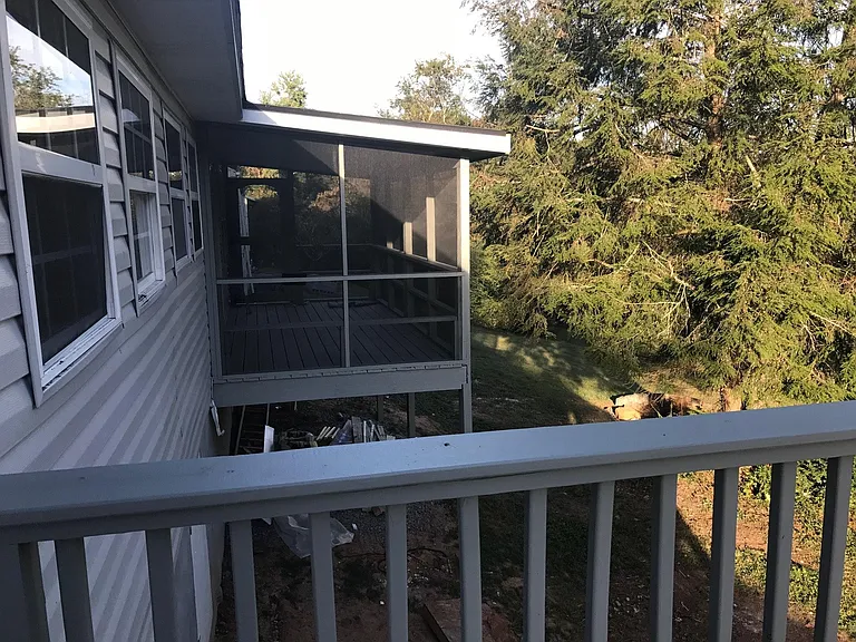 129 Hamilton Cir — Photo 8
