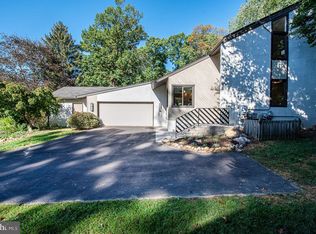 3 Azalea Ln, Media, PA 19063