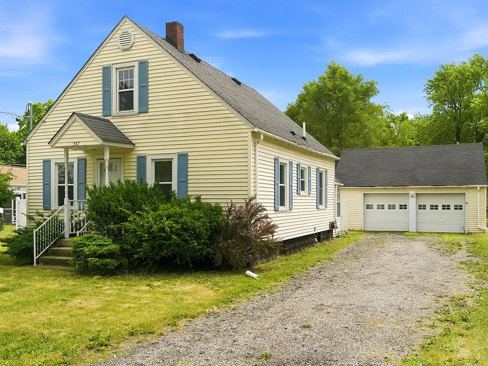 1st image of 557 Ferris St