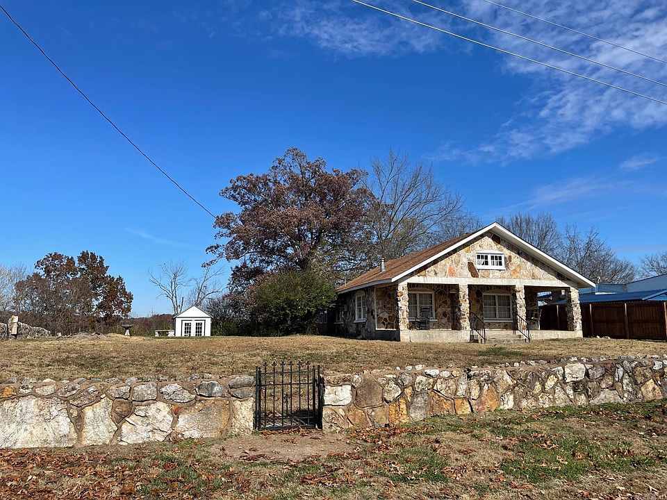 102 E Clayton St, Hardy, AR 72542 Zillow