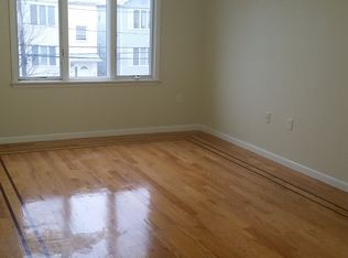 411 N 5th St, Harrison, NJ 07029