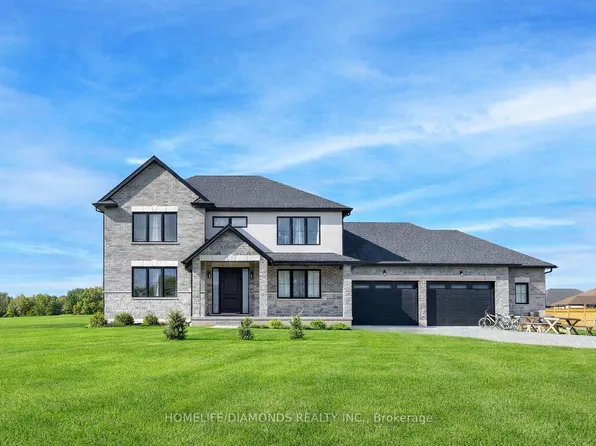 129 S Pelham Rd, Welland, ON L3B 5N8