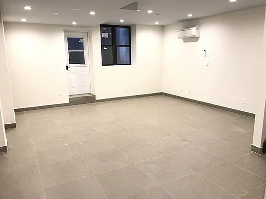 Rented by Zuz Realty | media 53