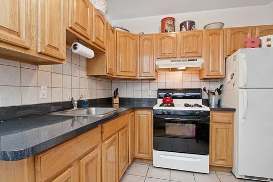 1st image of 490 5th Ave #5