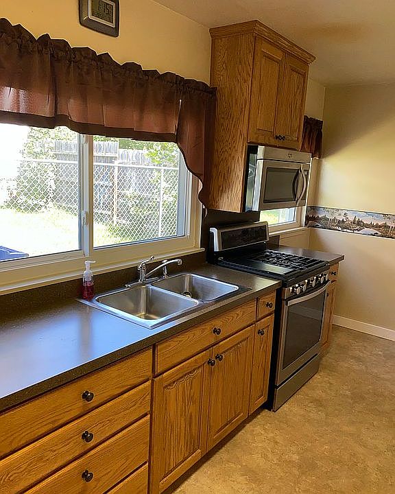 204 S Oak St, Jefferson, IA 50129 Zillow