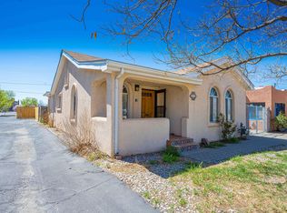 712 Marquette Ave NW, Albuquerque, NM 87102