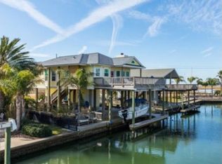 16718 Sandpiper Rd, Jamaica Beach, TX 77554