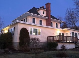 26 King Philip Ave, Barrington, RI 02806