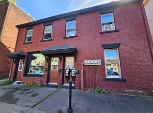 247 251 Queen St #249, Charlottetown, PE C1A 4B9