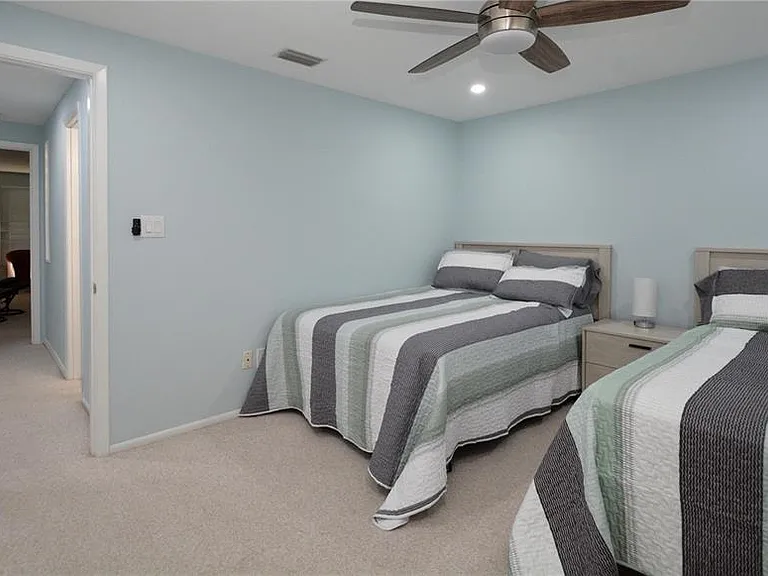 705 W Venice Ave #705-B — Photo 11