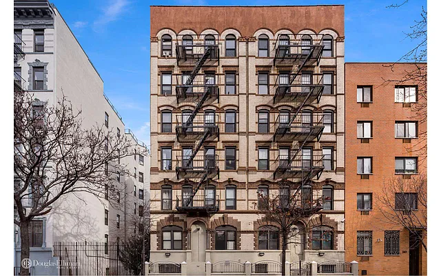 Rented by Douglas Elliman | media 37