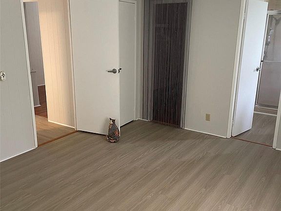 5th image of 5301 SW 22nd Terrace