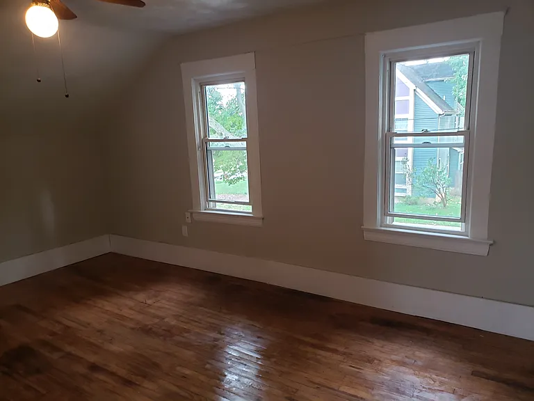 2204 Forestdale Ave #2 — Photo 10