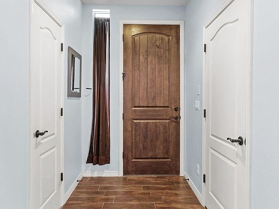 5th image of 14509 Smokey Point Dr