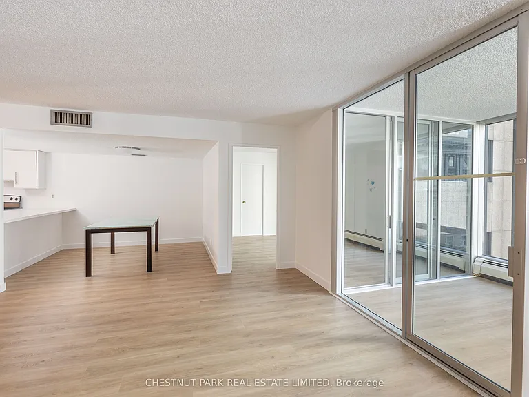 30 Wellington St E #1006 — Photo 10