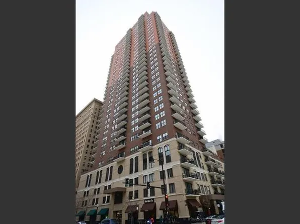 41 E 8th St APT 1502, Chicago, IL 60605