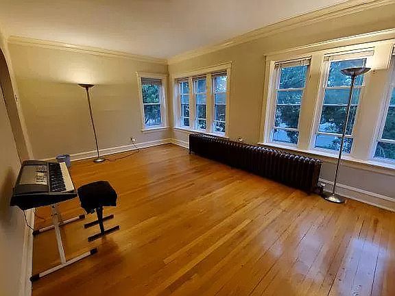 4th image of 3922 N Monticello Ave #2