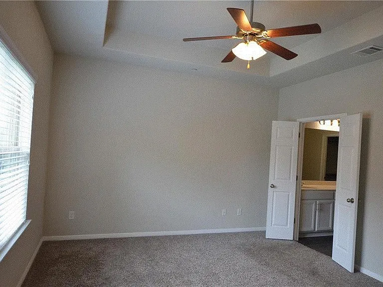 2304 S Lakeline Blvd #243 — Photo 24