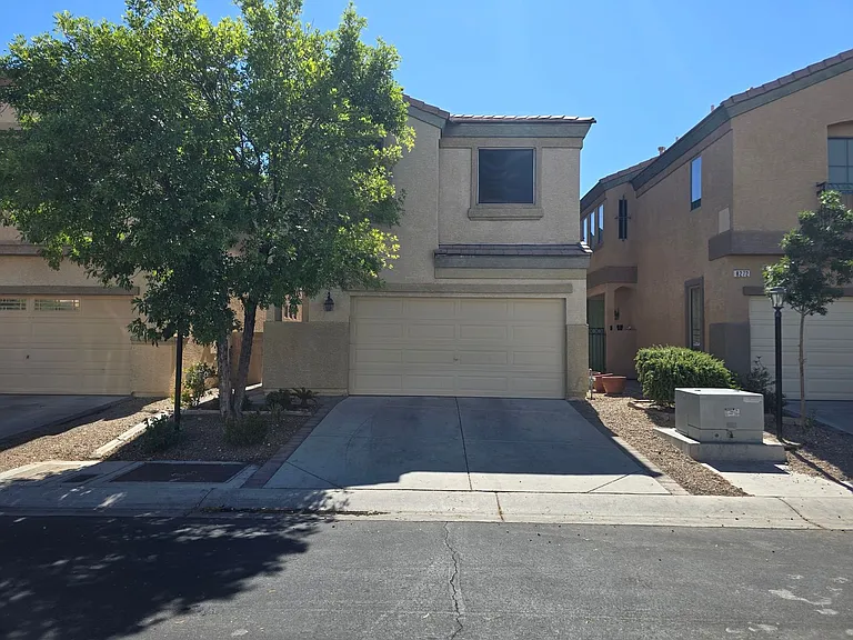8300 Apple Spice St — Photo 6