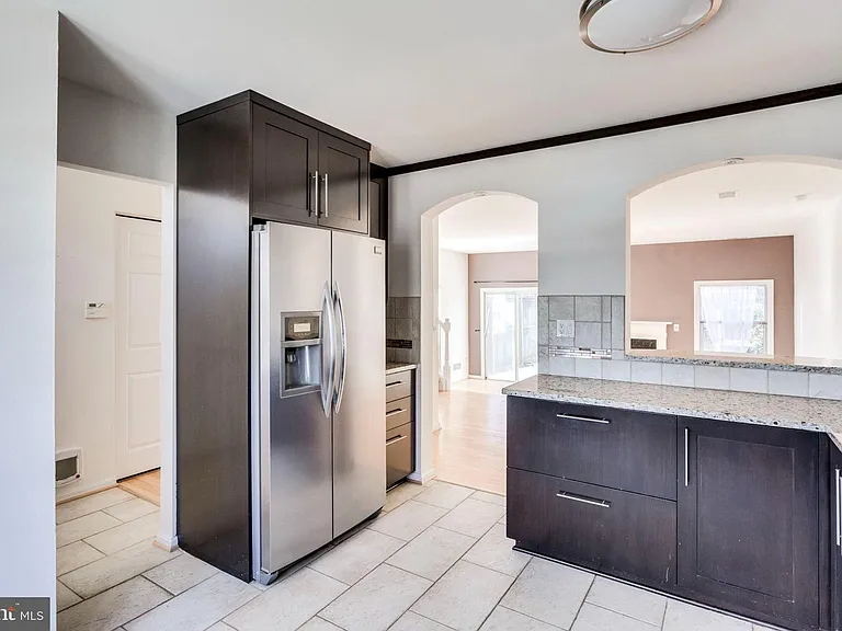 9977 Capperton Dr — Photo 13