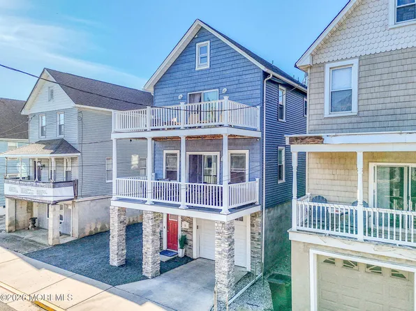 10 Center St, Sea Bright, NJ 07760