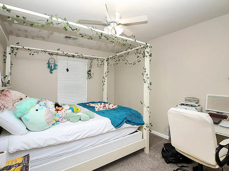 1809 Deer Meadows Dr — Photo 17