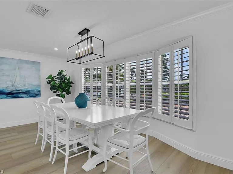 740 Park Shore Dr — Photo 12