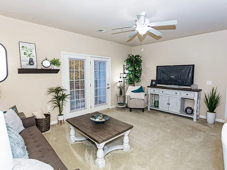 Clemmons Town Center Apartments — Photo 29