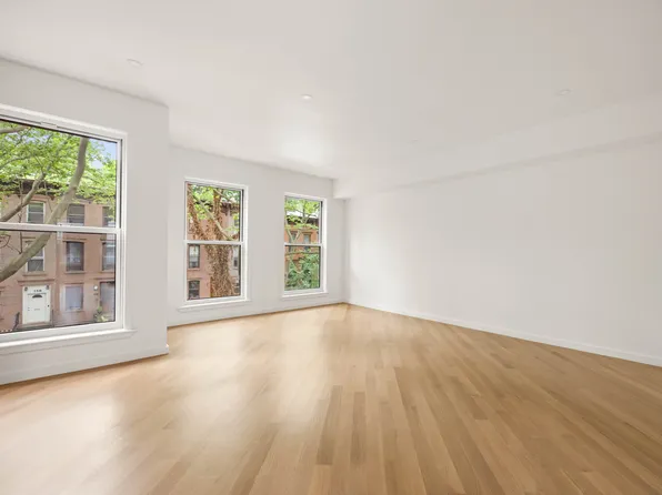 335a Grand Avenue A image 2 of 13