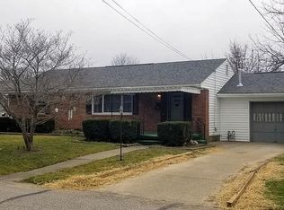 606 Roseland Ave, Williamstown, WV 26187